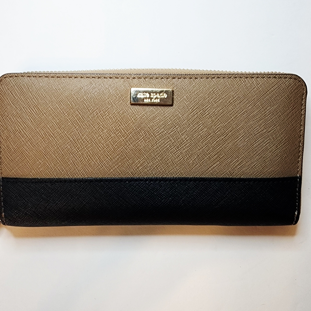 Kate Spade Newbury Lane Neda Two Toned Zip Around Full Size Wallet